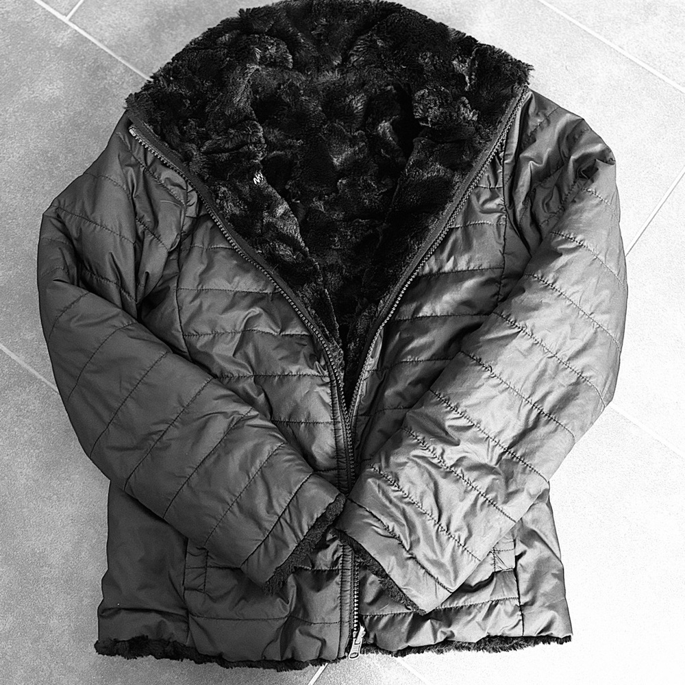 The North Face Mossbud Black Puffer Jacket